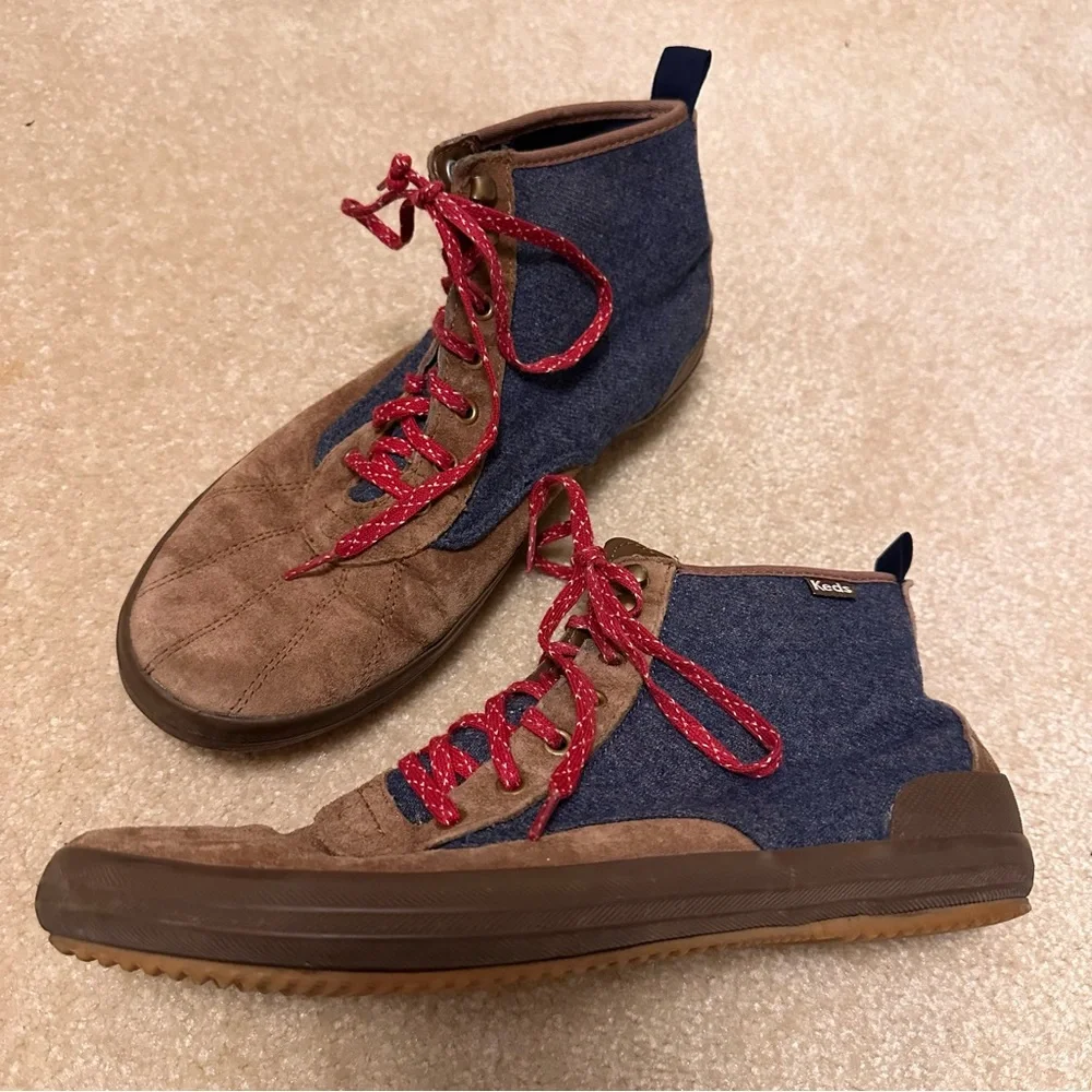⭐️ Keds 9.5 Denim and Suede High-Top Sneakers with Red Laces - Picture 1 of 8